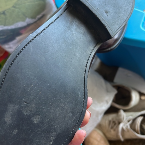 Shoes - Picture 2 of 6